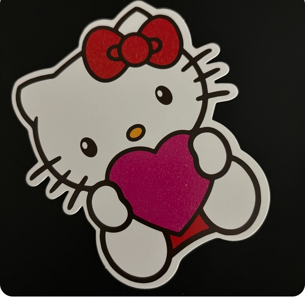 Hello Kitty Topper with Heart